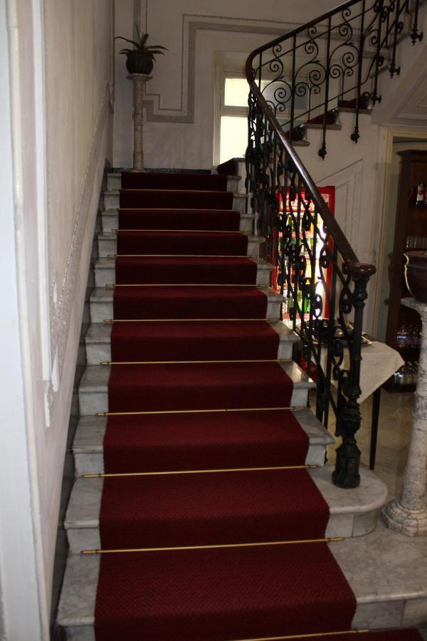 Hotel Milano 3*